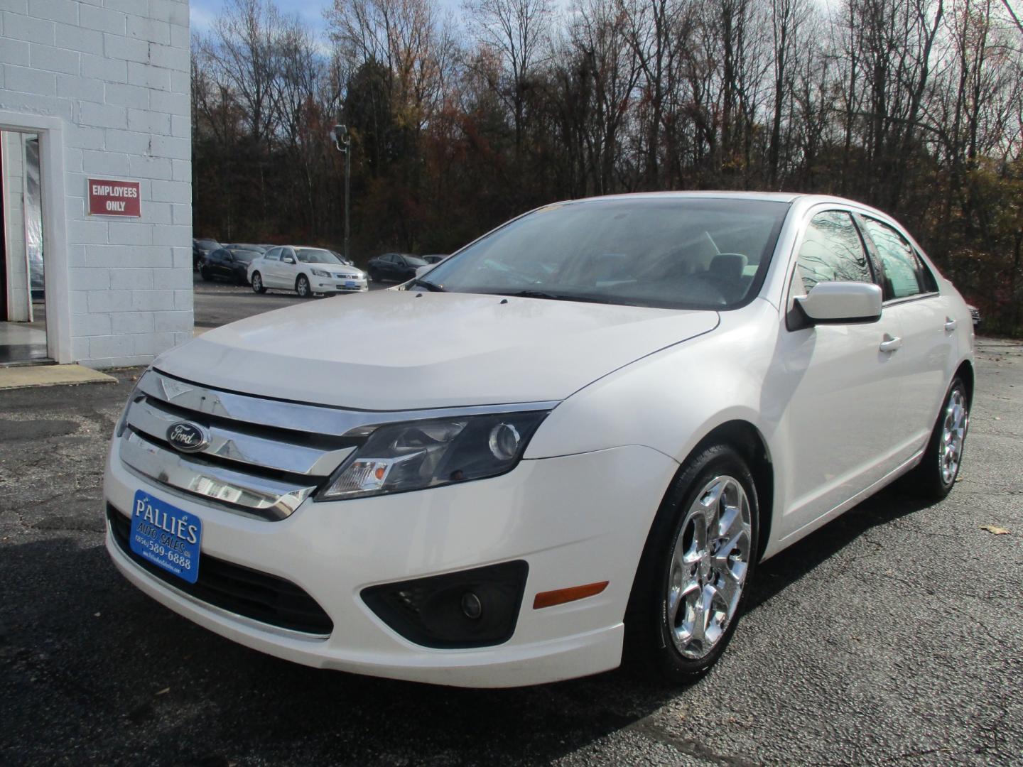 2010 WHITE Ford Fusion (3FAHP0HA0AR) , AUTOMATIC transmission, located at 540a Delsea Drive, Sewell, NJ, 08080, (856) 589-6888, 39.752560, -75.111206 - Photo#0